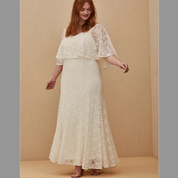 NEW Torrid IVORY LACE CAPELET WEDDING DRESS size 14 - Picture 1 of 6